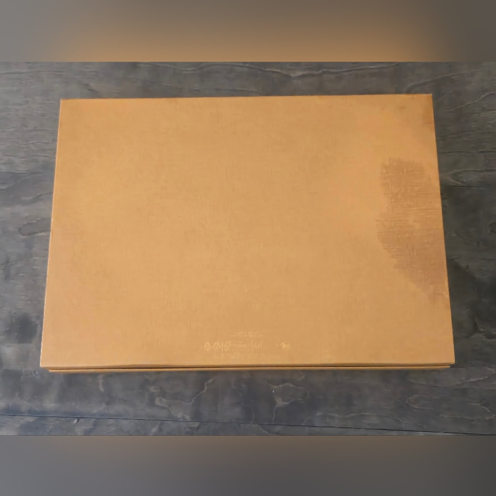 Louis Vuitton Scraf Box - Picture 2 of 7